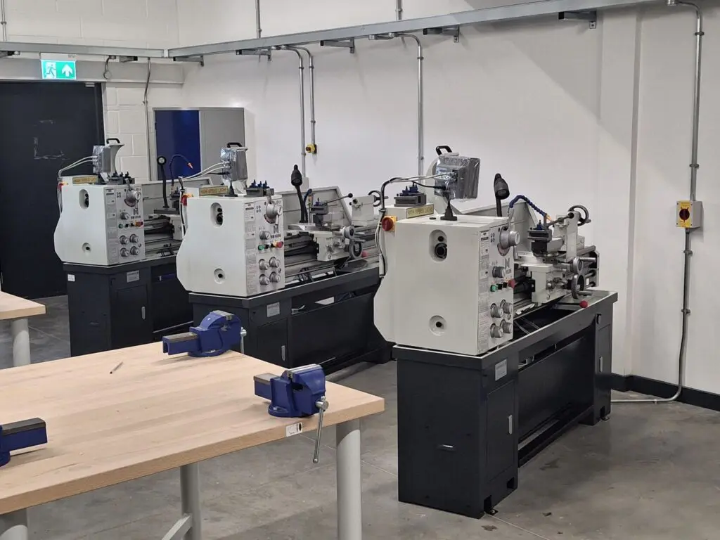 Meyer Precision Centre Lathes image 19