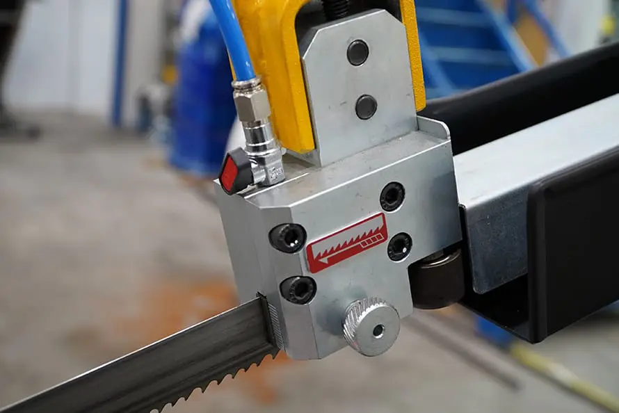 Carbide Blade Guides with Flood Coolant System