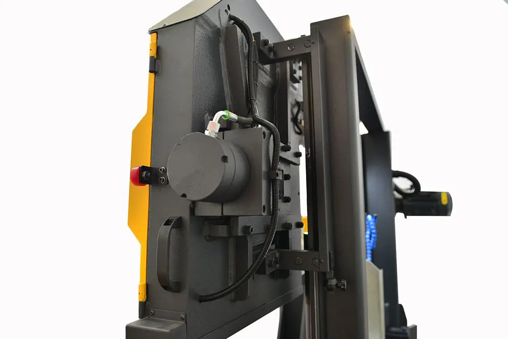 Sterling STC GSA Twin-Column Semi-Automatic Bandsaw 415V image 13