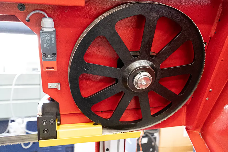 Bianco 370 SA 60° DV Twin-Column Bandsaw 415v image 13