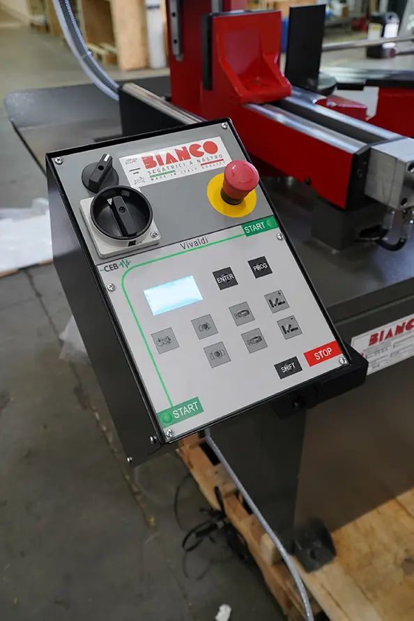 Bianco 370 SA 60° DV Twin-Column Bandsaw 415v image 11