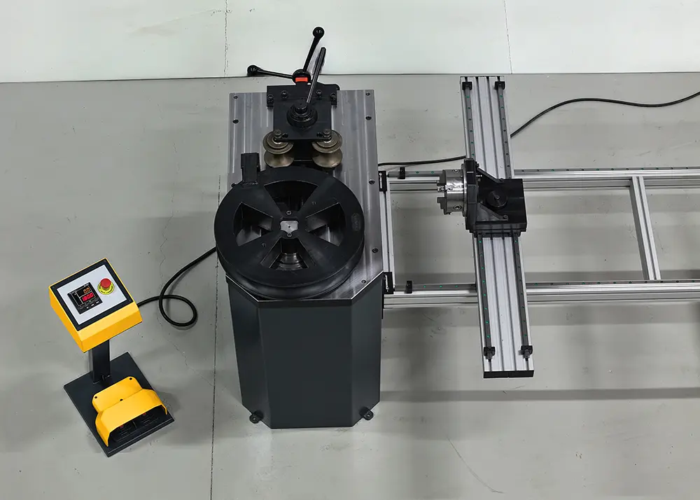 Moving Arm Table