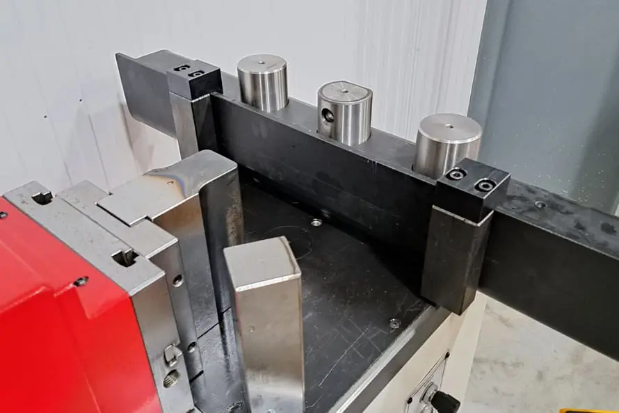 Bar Straightener 001