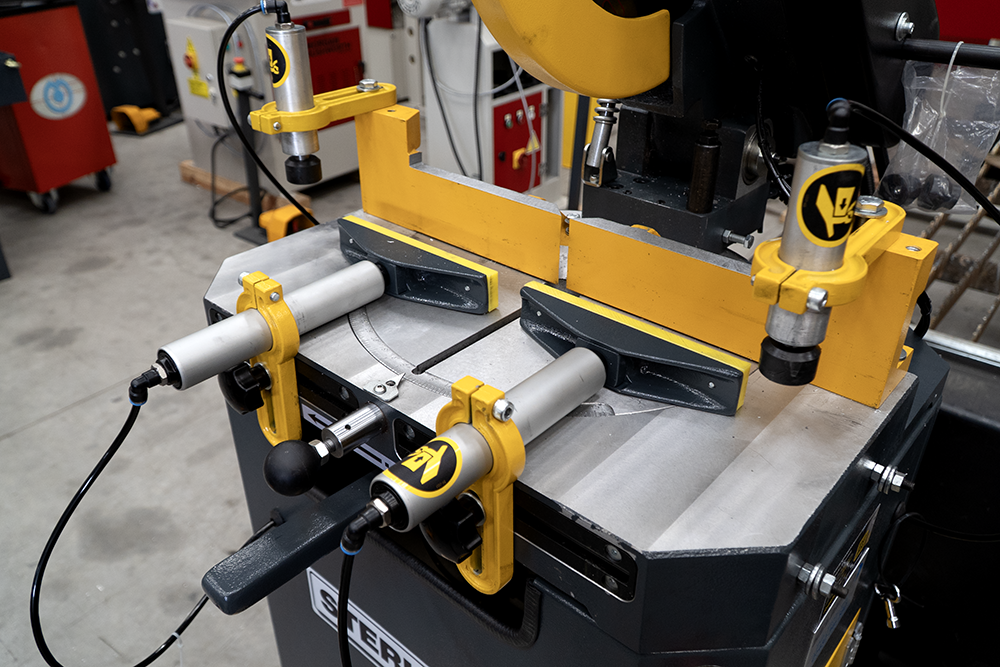 Sterling SAR400 Aluminium Circular Saw image 3