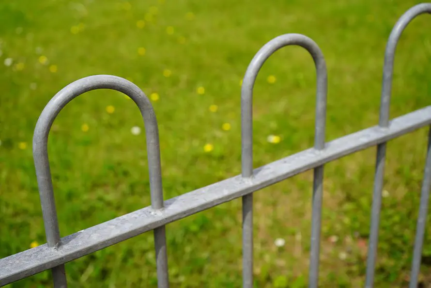 Bow Top Fencing