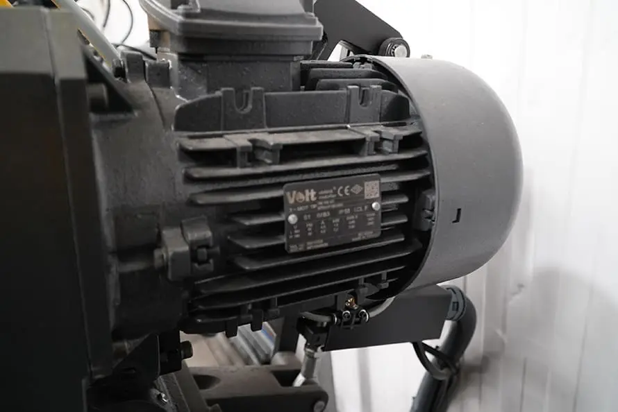 Sterling SR350 VSA Semi-Automatic Vertical Circular Saw 415V image 8