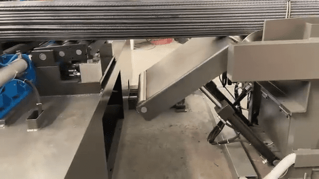 BTM TT 350 Rebar Bundle Cutting Semi-Automatic Bandsaw image 7