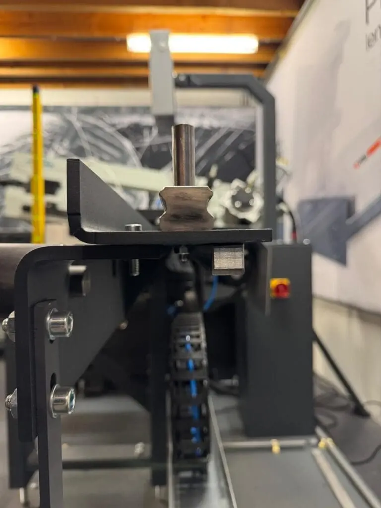 PEHU RB Roller Track System image 3