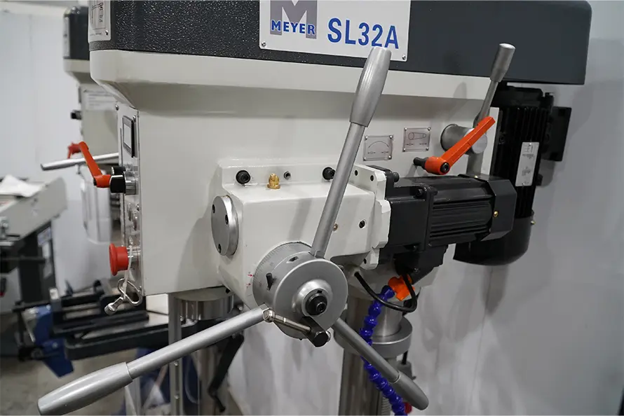 Meyer SL32A Belt-Driven Pillar Drill 415v – with automatic quill feed image 11