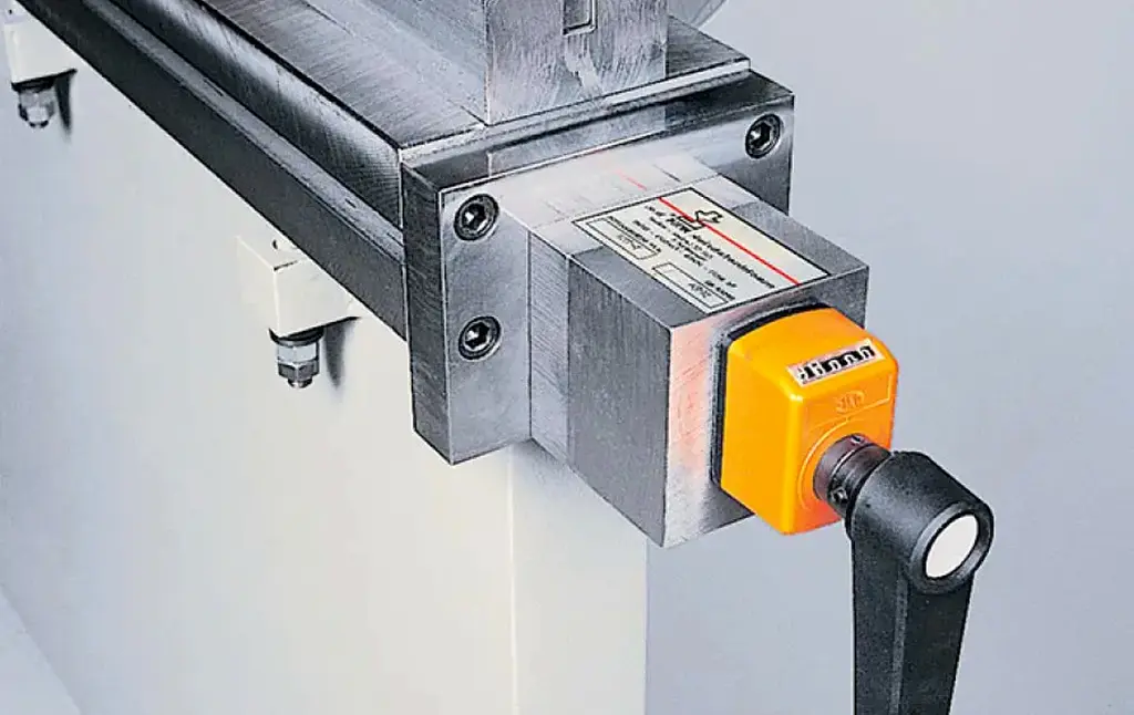 press brake crowning