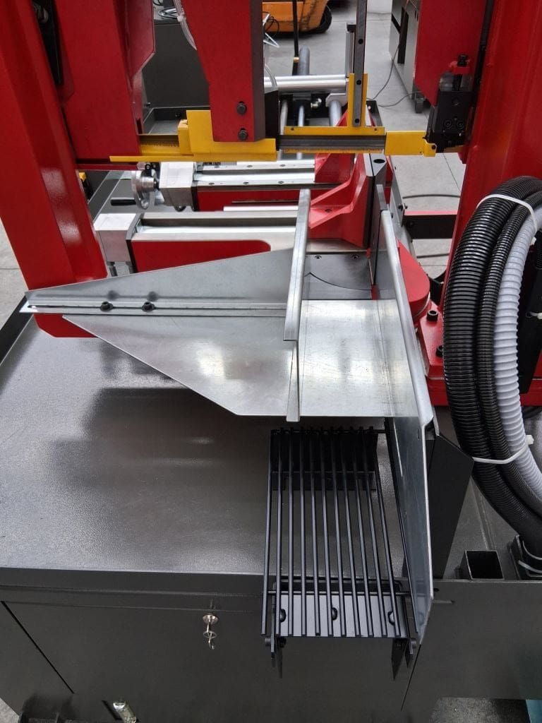 Bianco 370 A DV Twin-Column Bandsaw 415v image 6