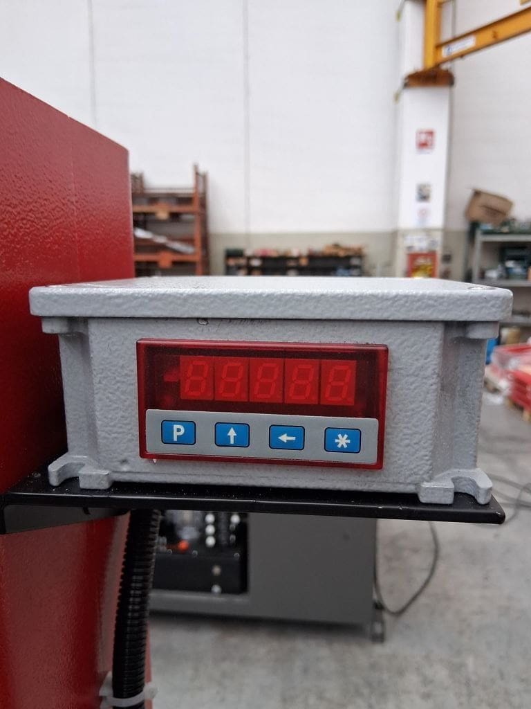 Bianco 370 A DV Twin-Column Bandsaw 415v image 8